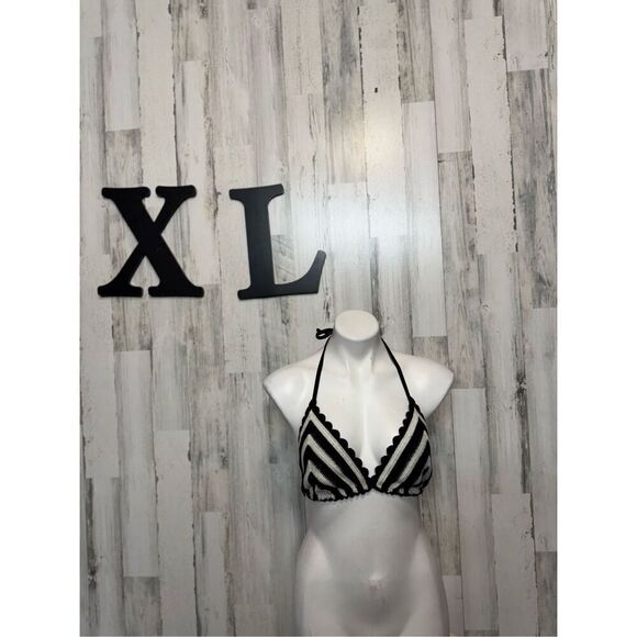 Bikini swimsuit top - Picture 1 of 6